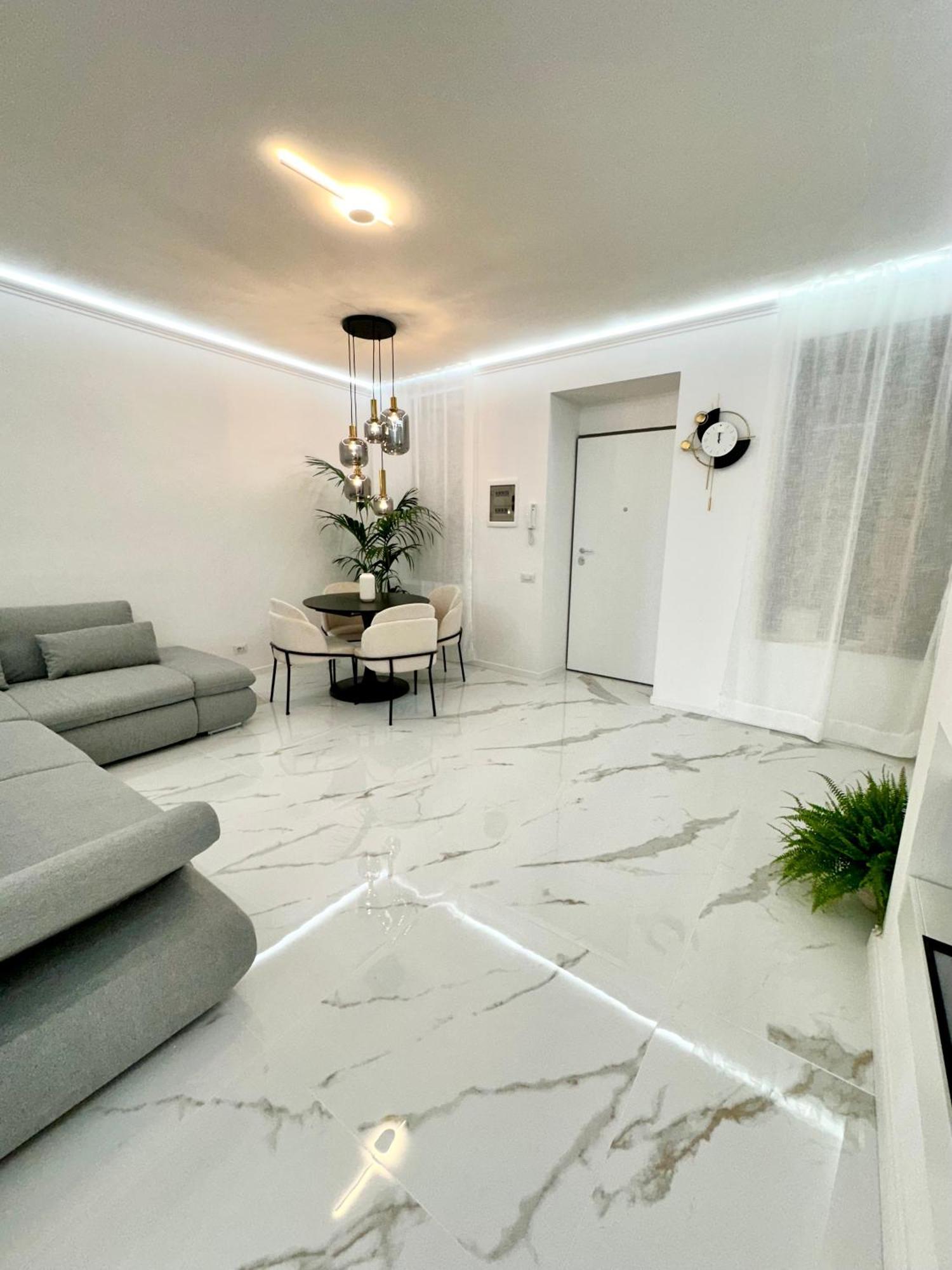 Luna Luxury Suite ベルガモ エクステリア 写真